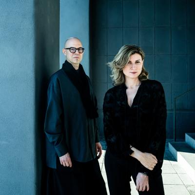 Nik Tania 0211 1 Annemone Taake